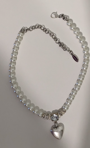 Pearl Heart necklace with faux diamond