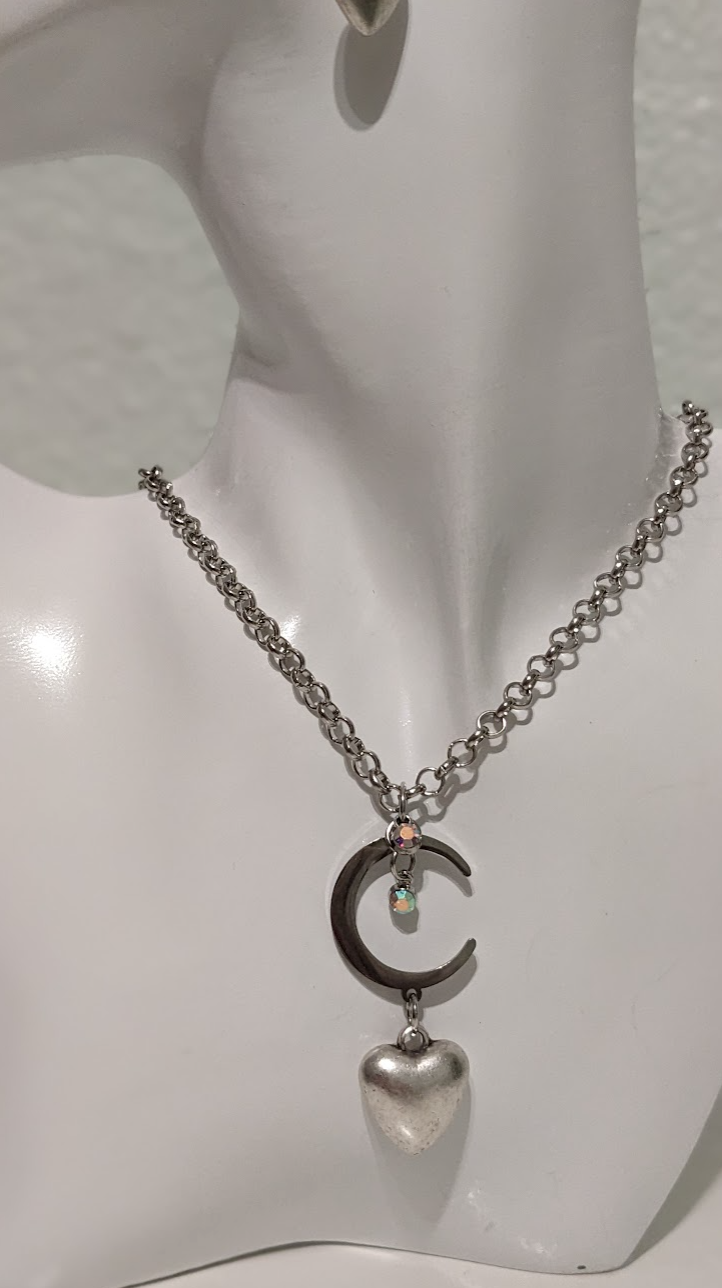 Heart moon pendant